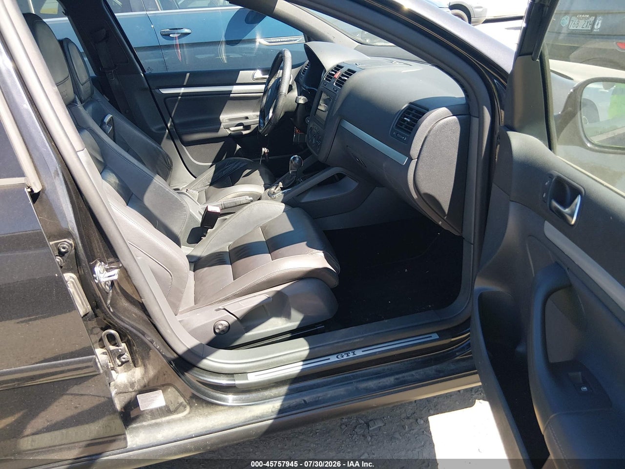 2009 VOLKSWAGEN GTI 4-DOOR · 5/11