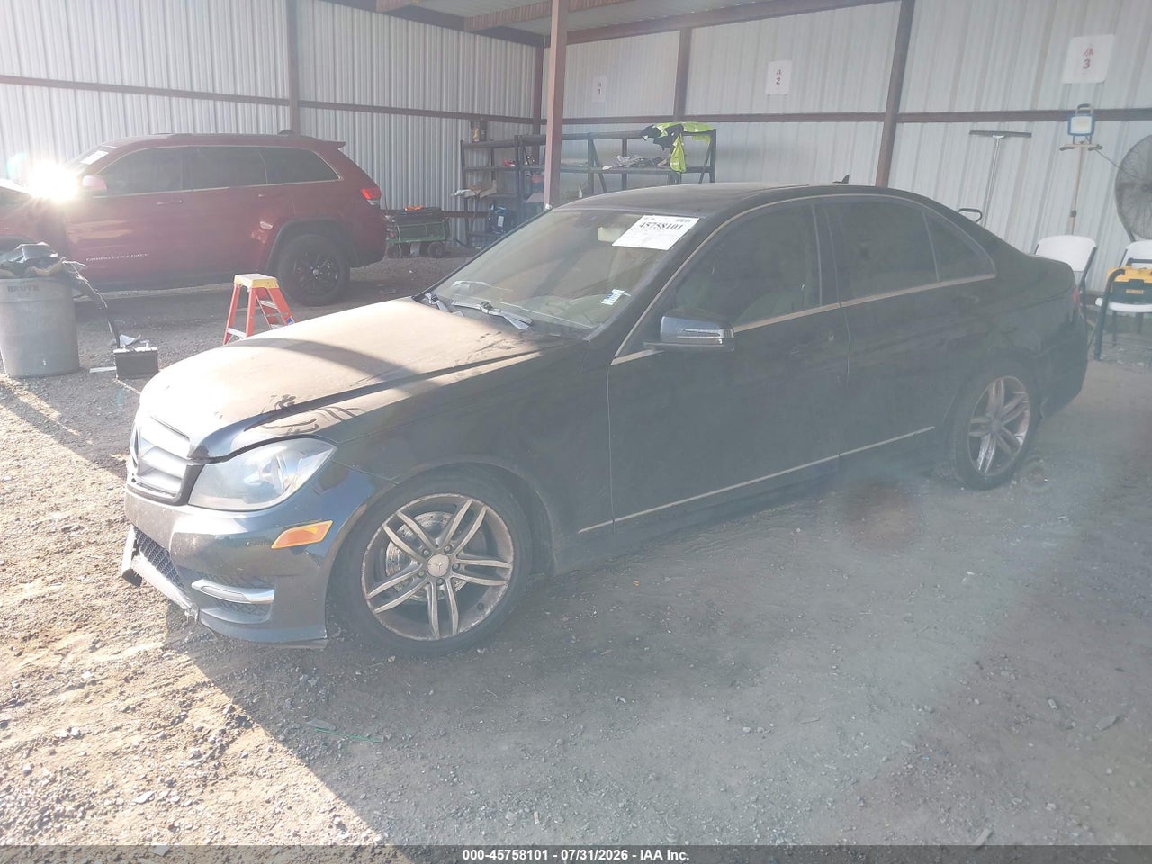 2012 MERCEDES-BENZ C 300 LUXURY 4MATIC/SPORT 4MATIC · 2/10