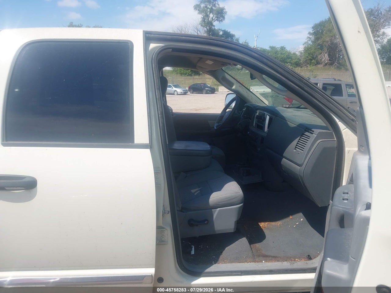 2008 DODGE RAM 1500 SLT · 5/11