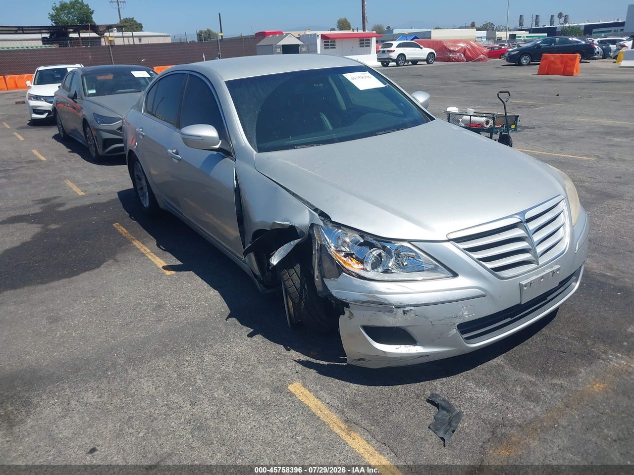 KMHGC4DEXBU****** · 2011 HYUNDAI GENESIS 3.8