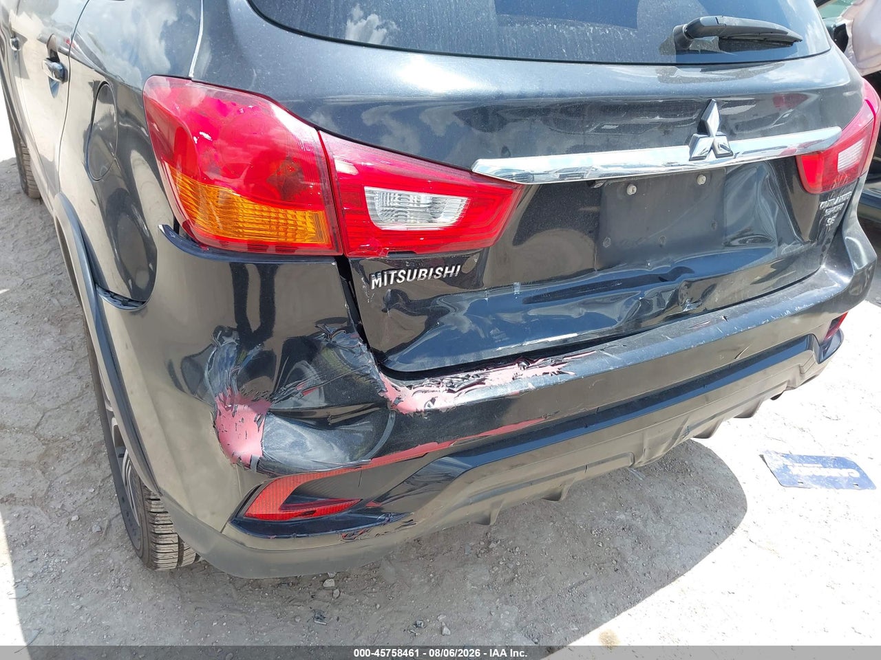 2018 MITSUBISHI OUTLANDER SPORT 2.4 SE · 6/11