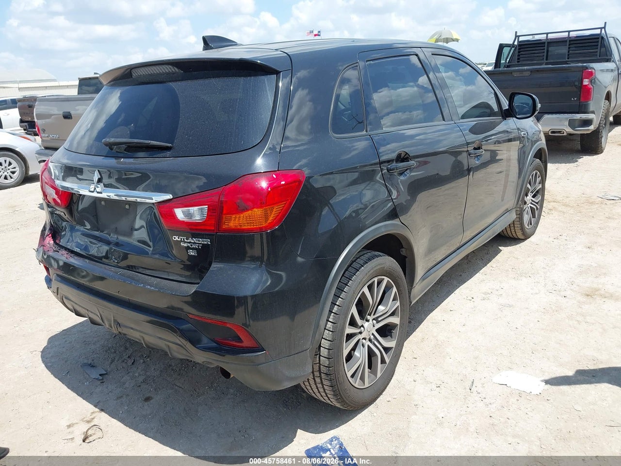 2018 MITSUBISHI OUTLANDER SPORT 2.4 SE · 4/11