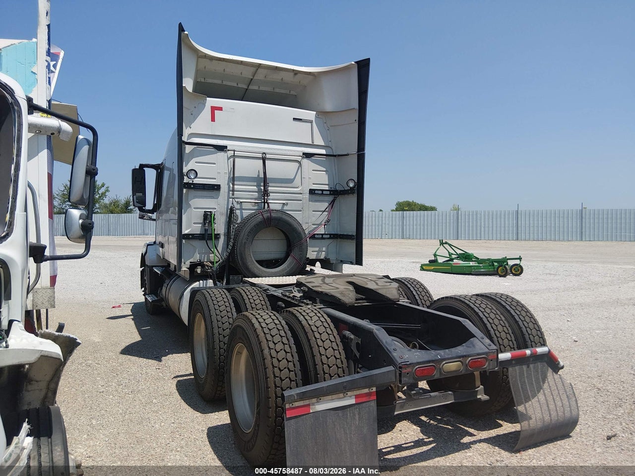 2017 VOLVO VNL · 3/4