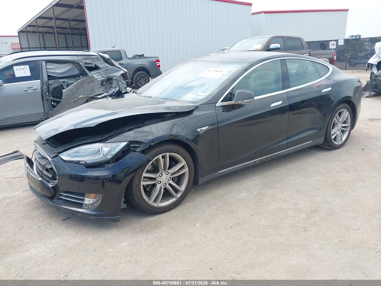 2015 TESLA MODEL S 70D/85D/P85D · 2/9