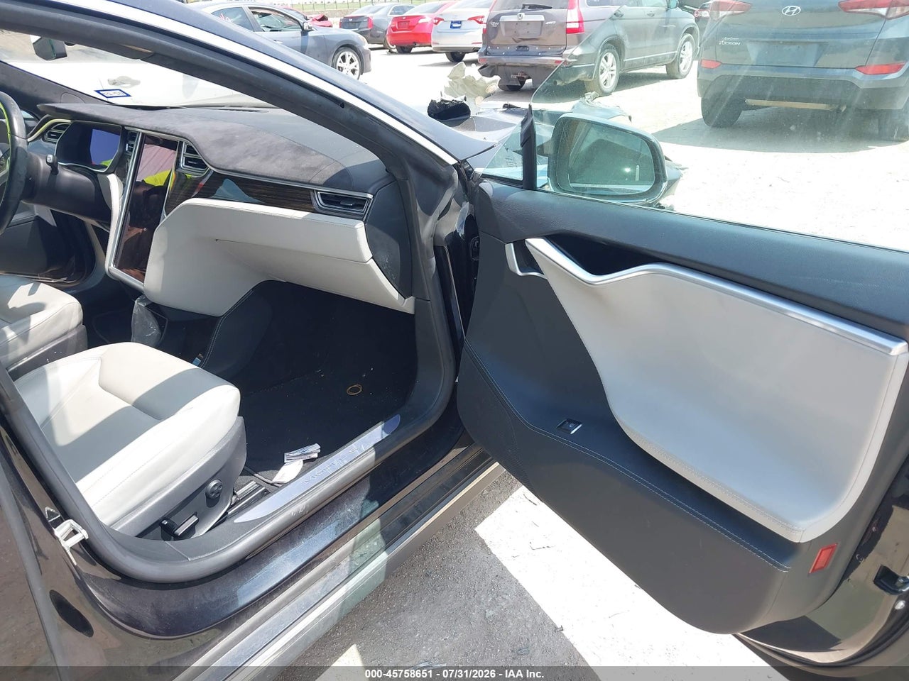 2015 TESLA MODEL S 70D/85D/P85D · 5/9