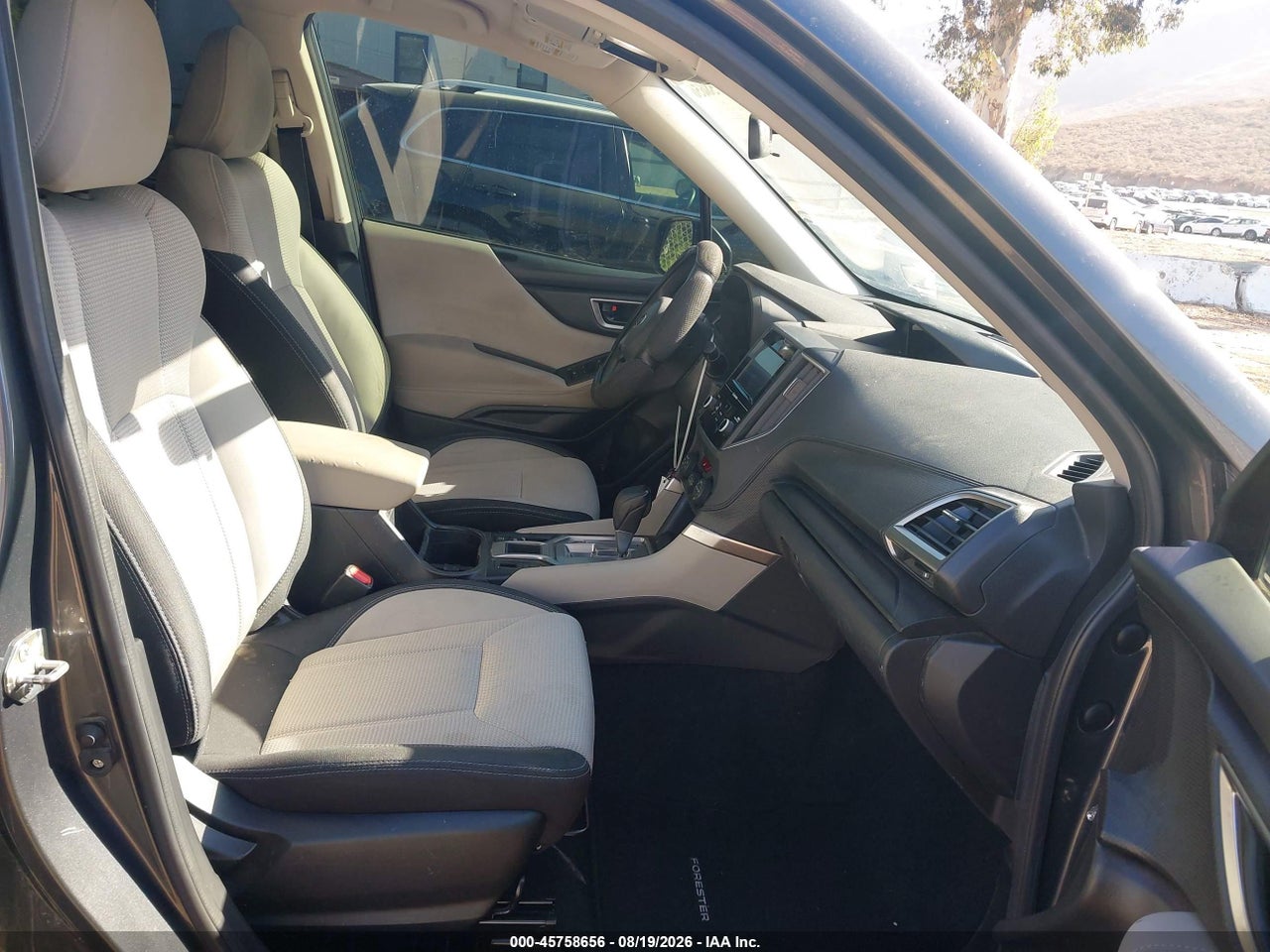 2023 SUBARU FORESTER   · 5/11