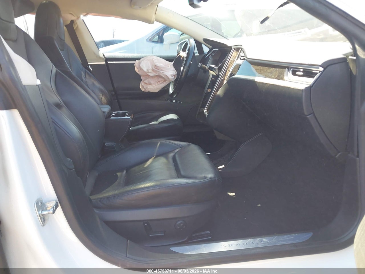 2014 TESLA MODEL S P85D · 5/11