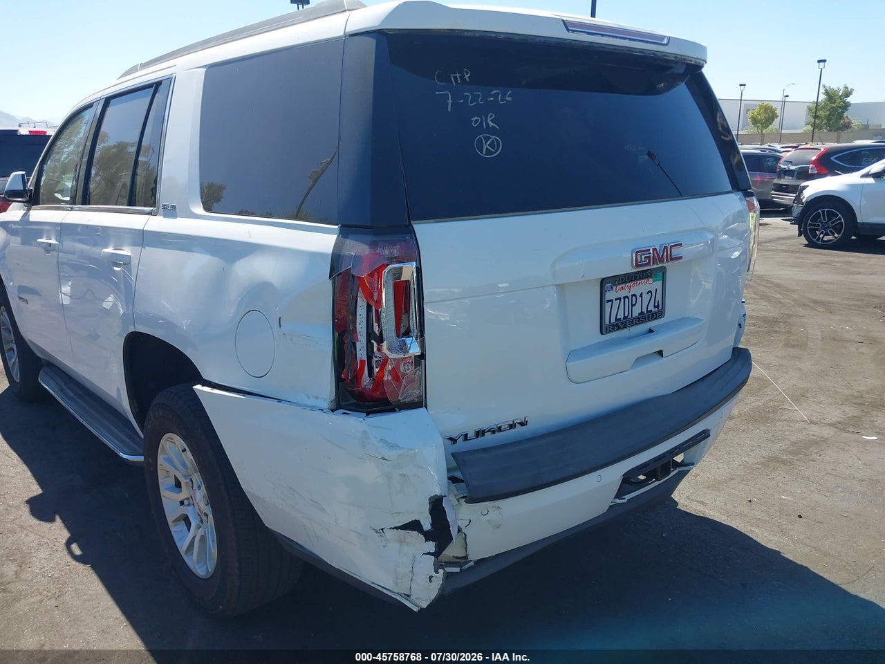 2017 GMC YUKON SLE · 6/11