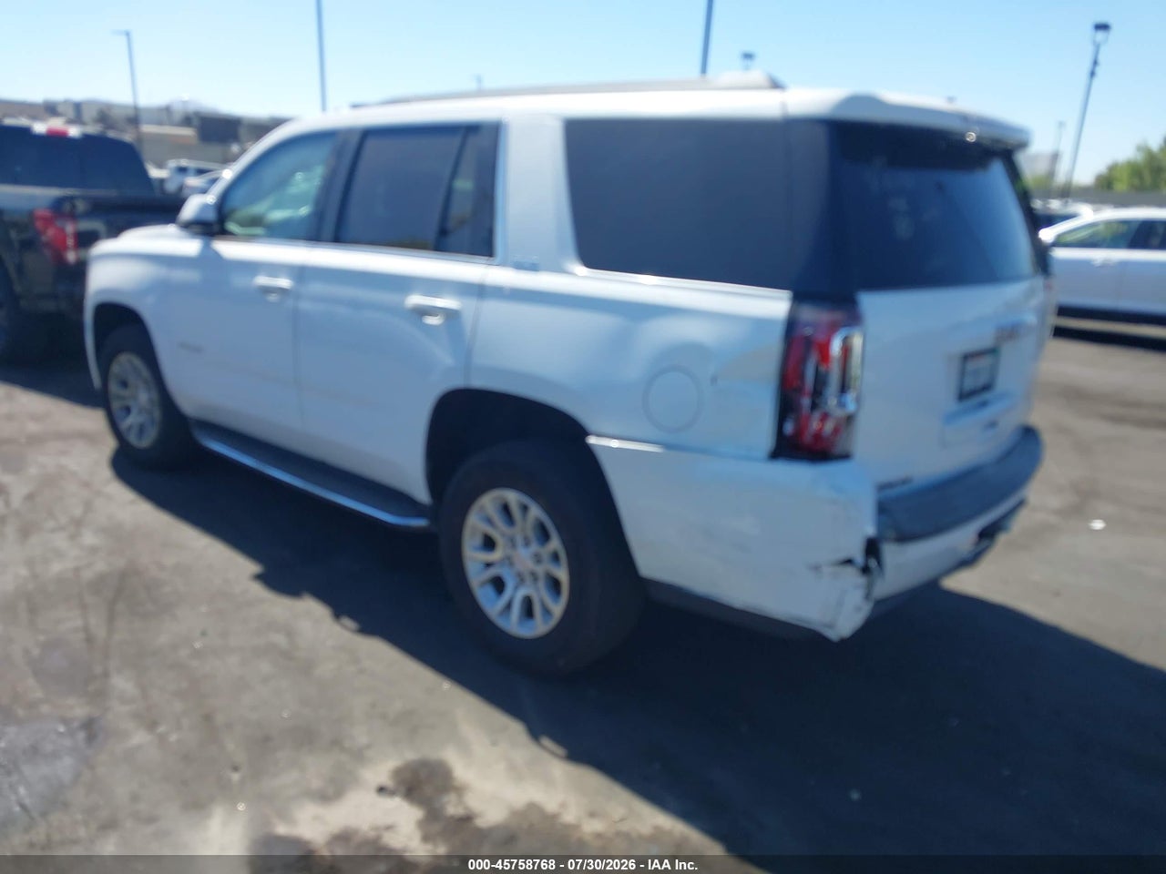 2017 GMC YUKON SLE · 3/11