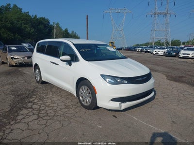 2C4RC1AG4LR****** · 2020 CHRYSLER VOYAGER L