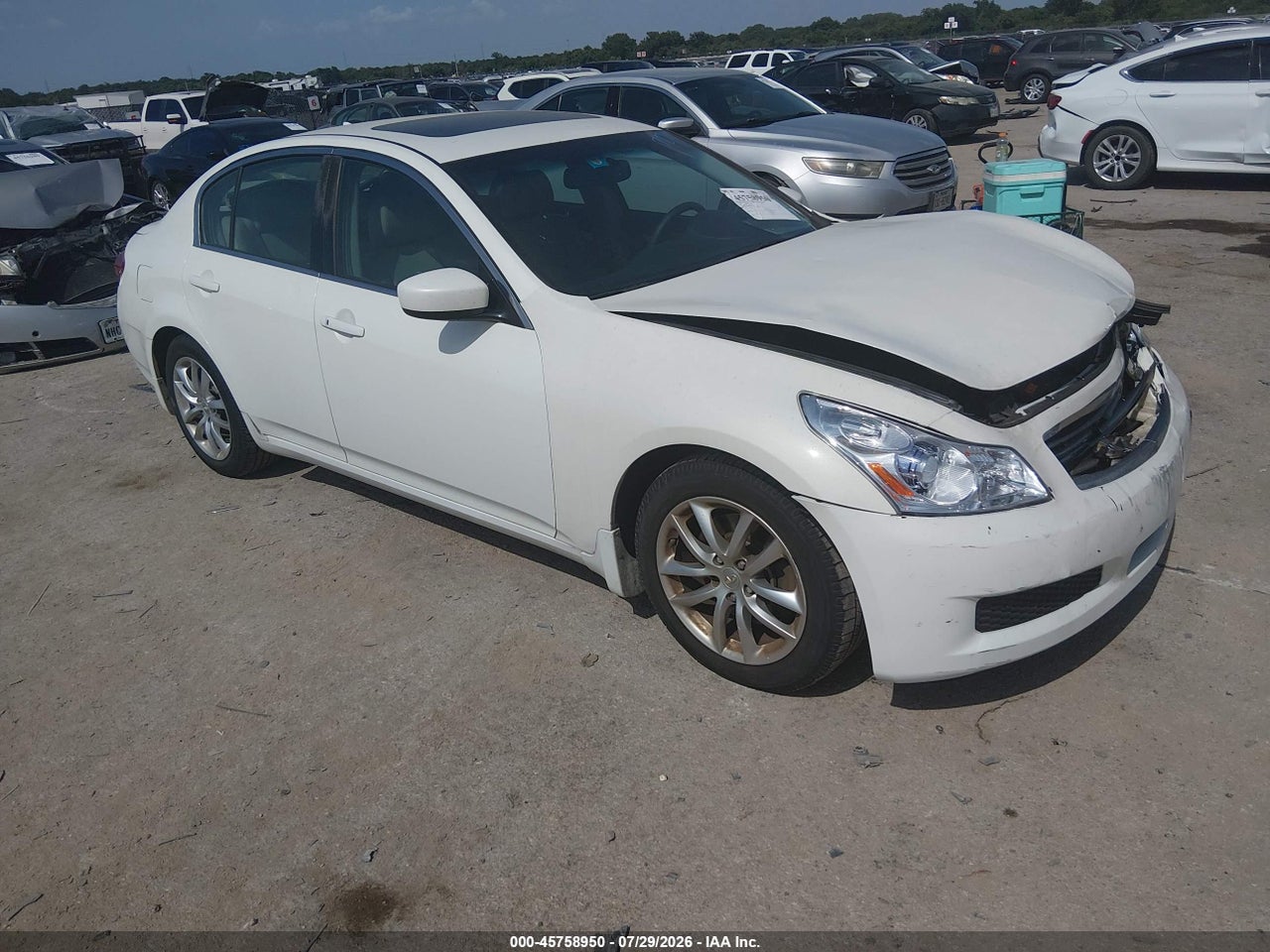 JNKCV61E49M****** · 2009 INFINITI G37 JOURNEY