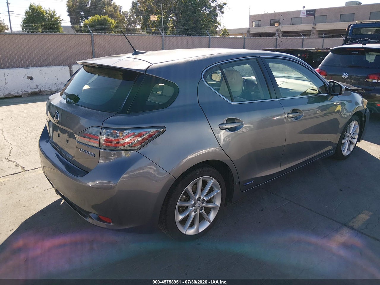 2012 LEXUS CT 200H PREMIUM · 4/11