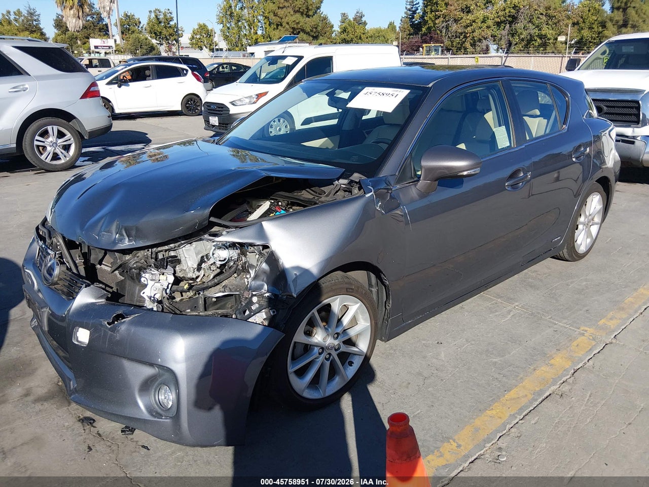 2012 LEXUS CT 200H PREMIUM · 2/11