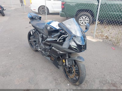 JYARM38E6RA****** · 2024 YAMAHA YZFR7