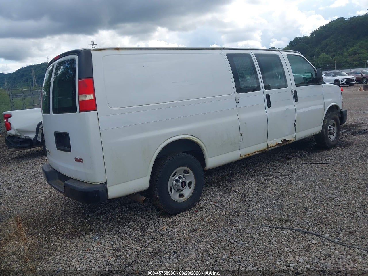 1GTZ7UCG5E1****** · 2014 GMC SAVANA 3500 WORK VAN · 4/11