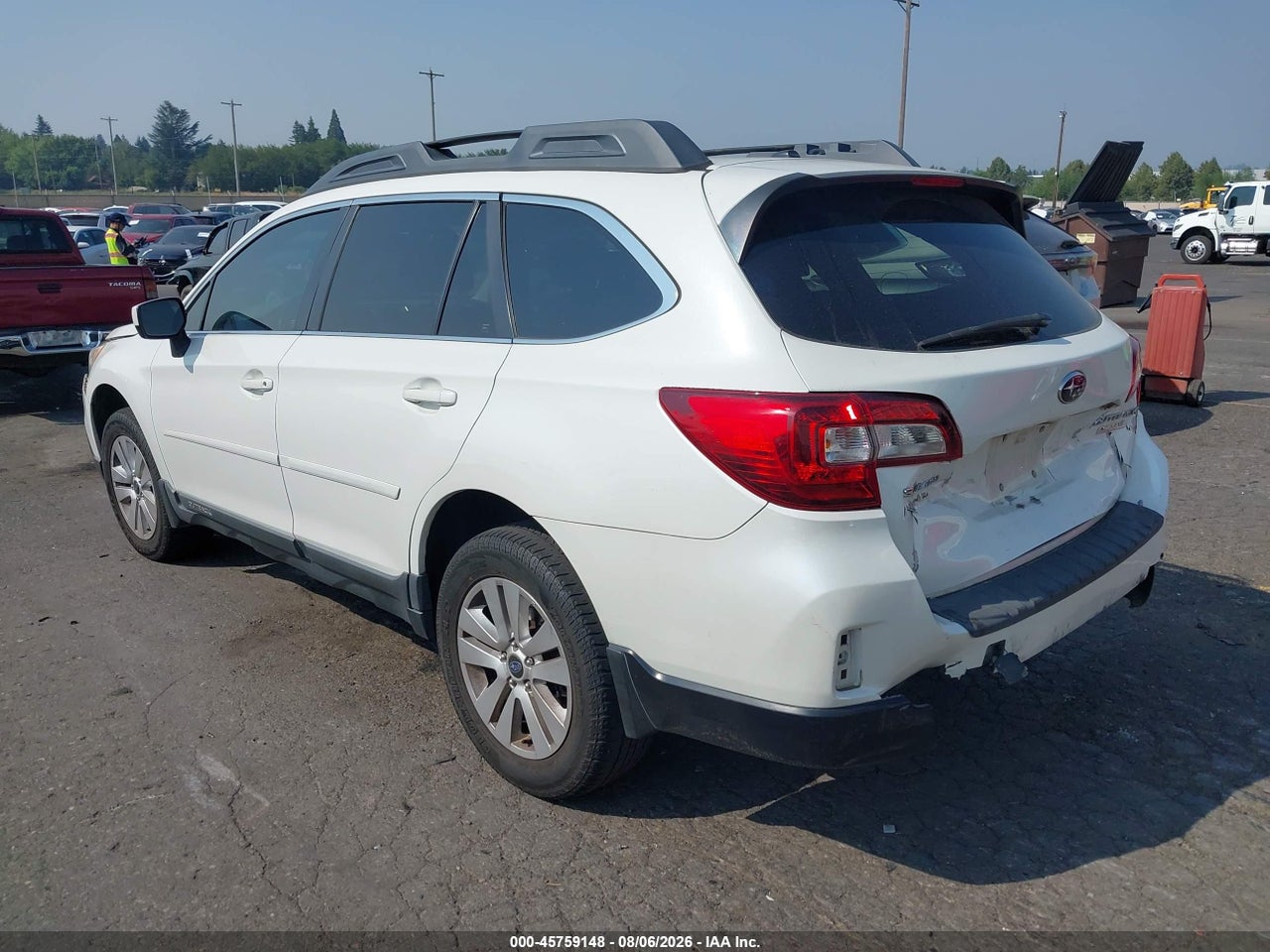 2015 SUBARU OUTBACK 2.5I PREMIUM · 3/11