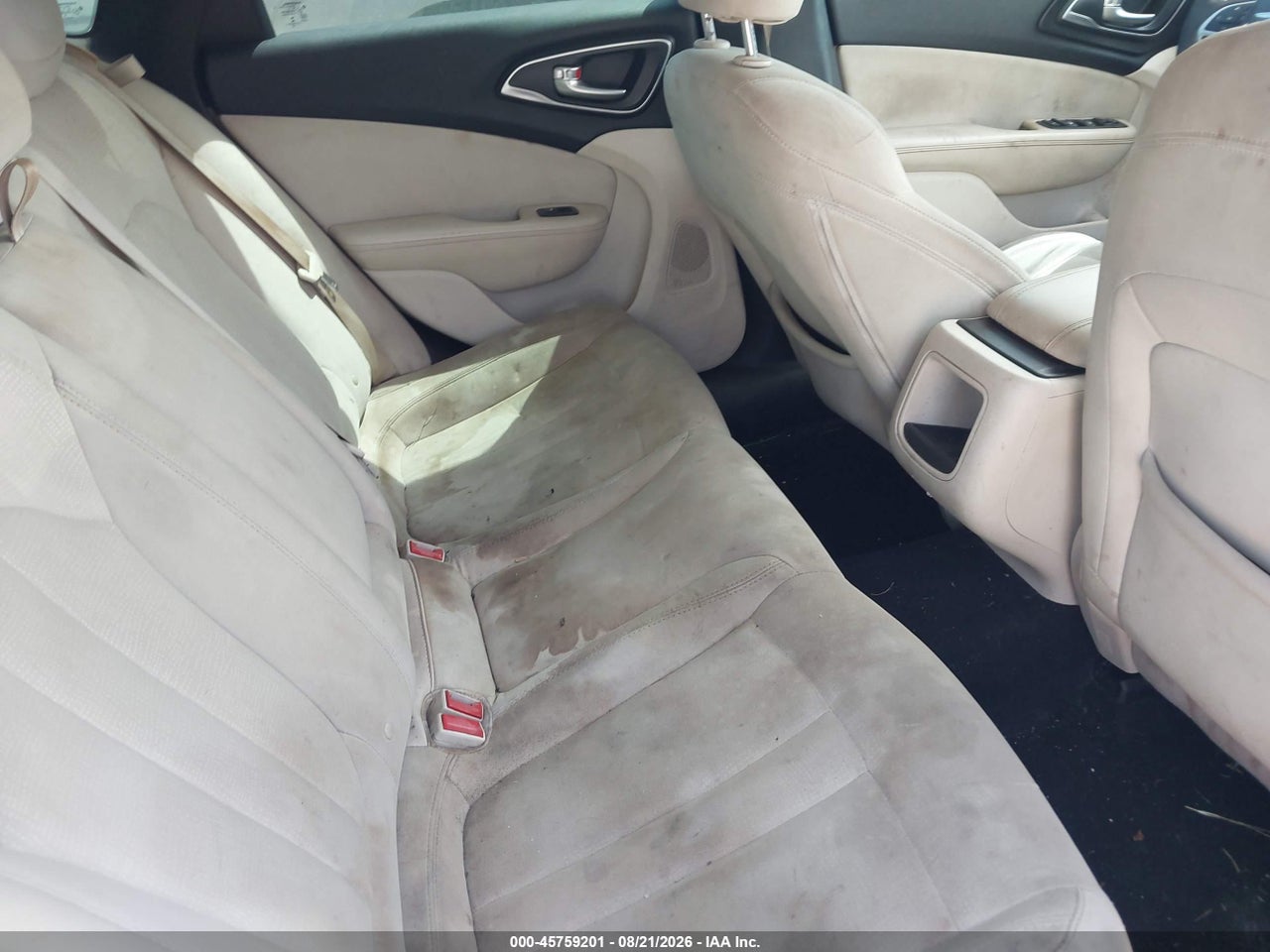 1C3CCCFB0FN****** · 2015 CHRYSLER 200 LX · 8/11