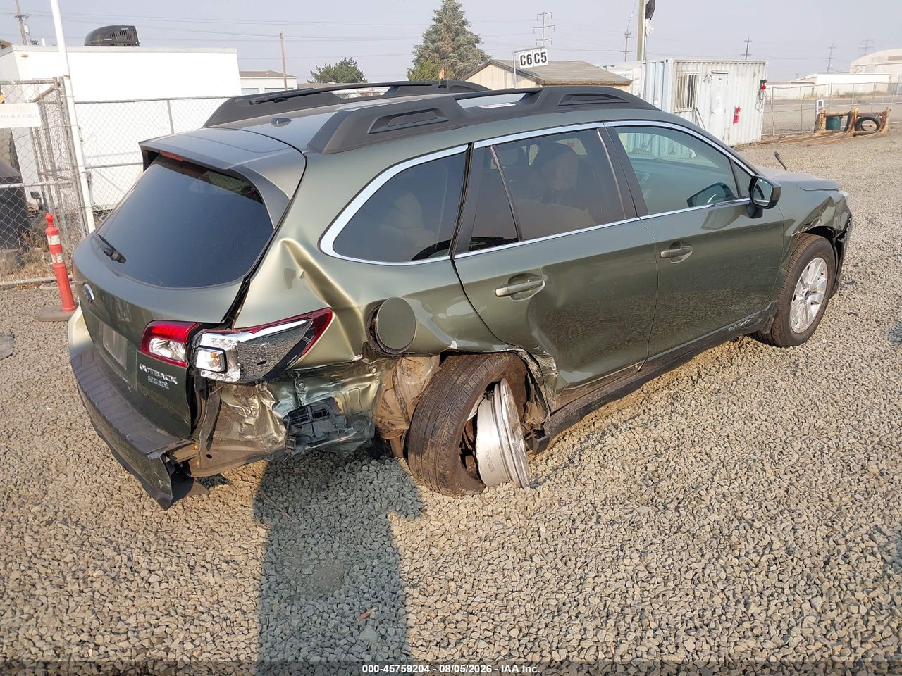2015 SUBARU OUTBACK 2.5I PREMIUM · 4/10
