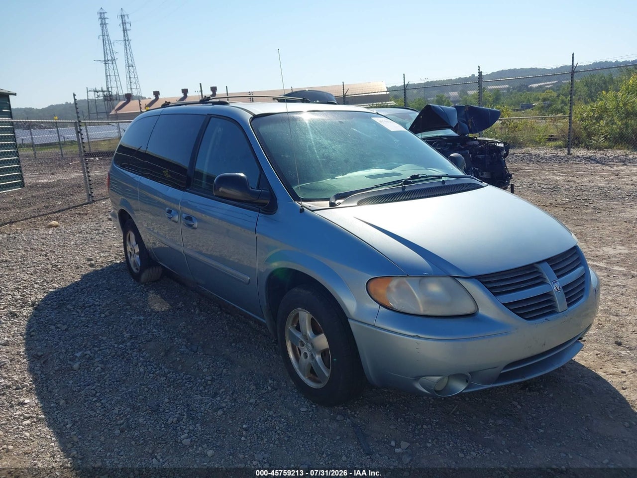 2D4GP44LX5R****** · 2005 DODGE GRAND CARAVAN SXT