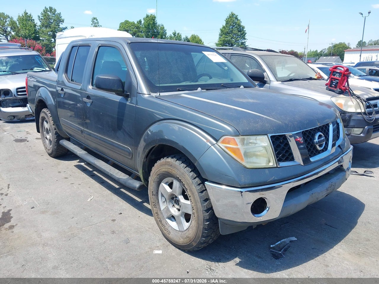 1N6AD07W75C****** · 2005 NISSAN FRONTIER SE
