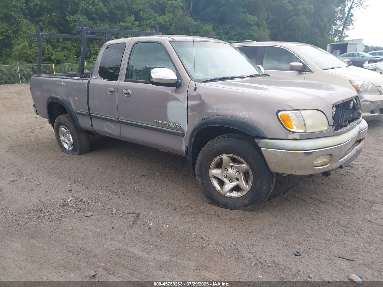 5TBBT44101S****** · 2001 TOYOTA TUNDRA SR5 V8