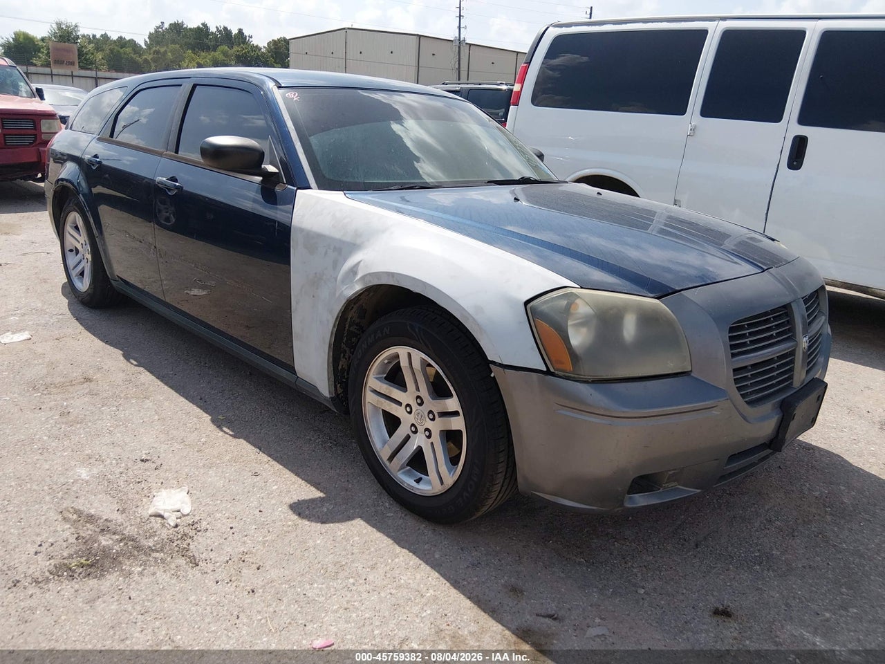 2D4FV48VX5H****** · 2005 DODGE MAGNUM SE
