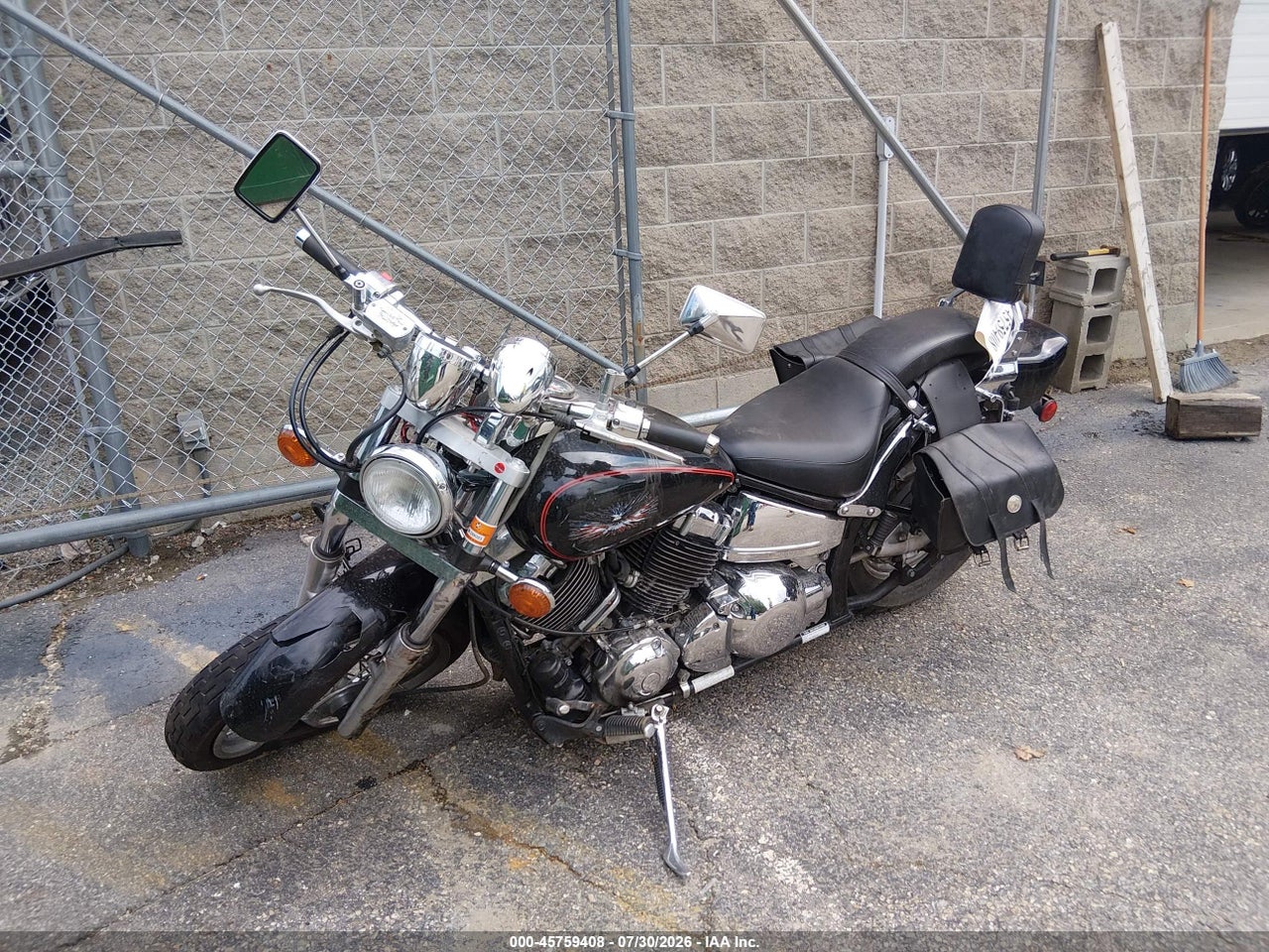 2000 YAMAHA XVS65 A · 2/10