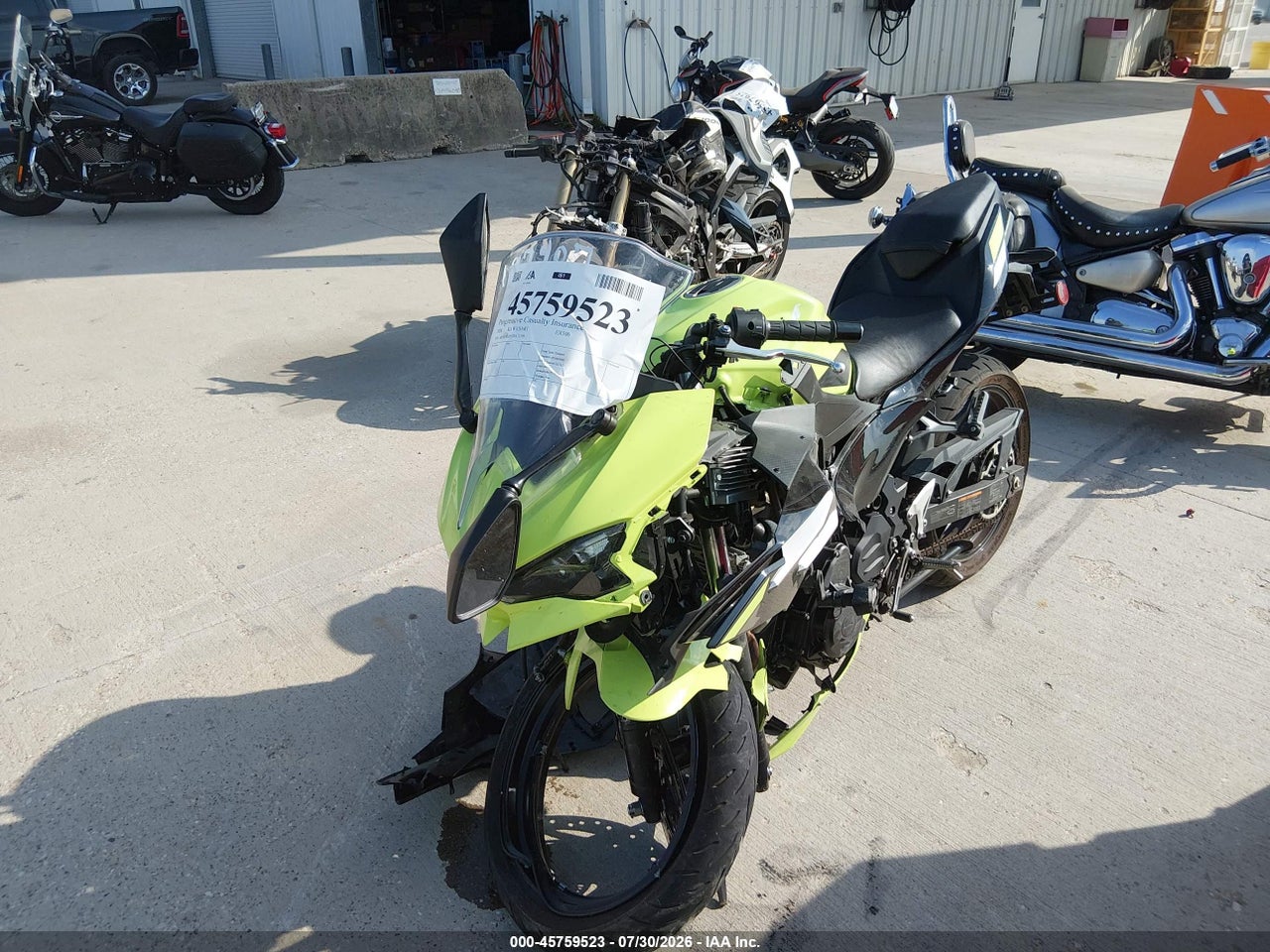 2026 KAWASAKI EX500 A/B · 2/10