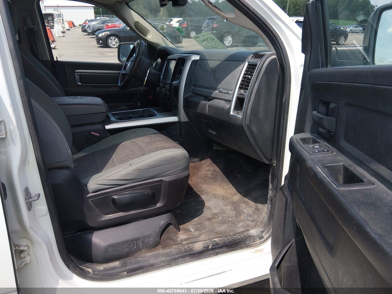 2016 RAM 1500 BIG HORN · 5/11