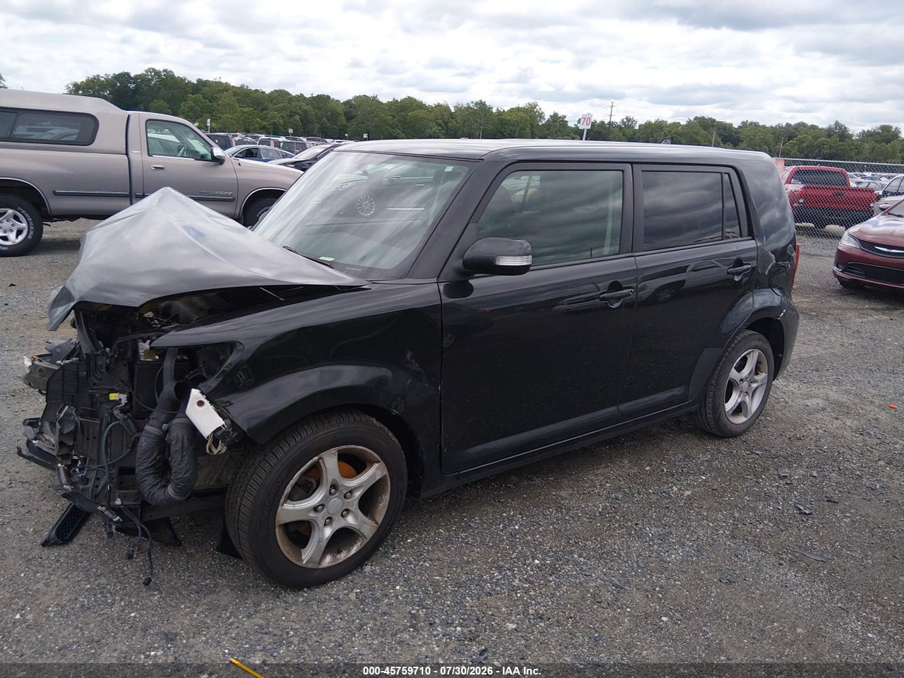 2011 SCION XB · 2/10