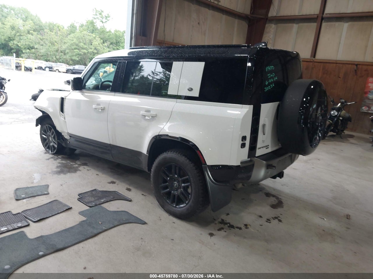 2023 LAND ROVER DEFENDER 110 X-DYNAMIC SE · 3/11