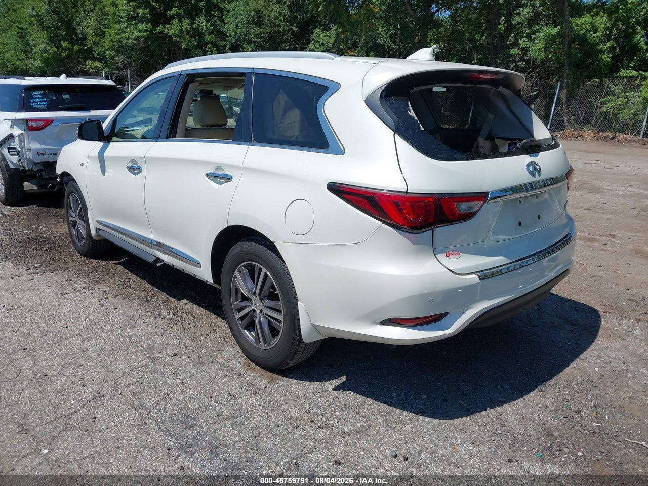 2017 INFINITI QX60 · 3/11