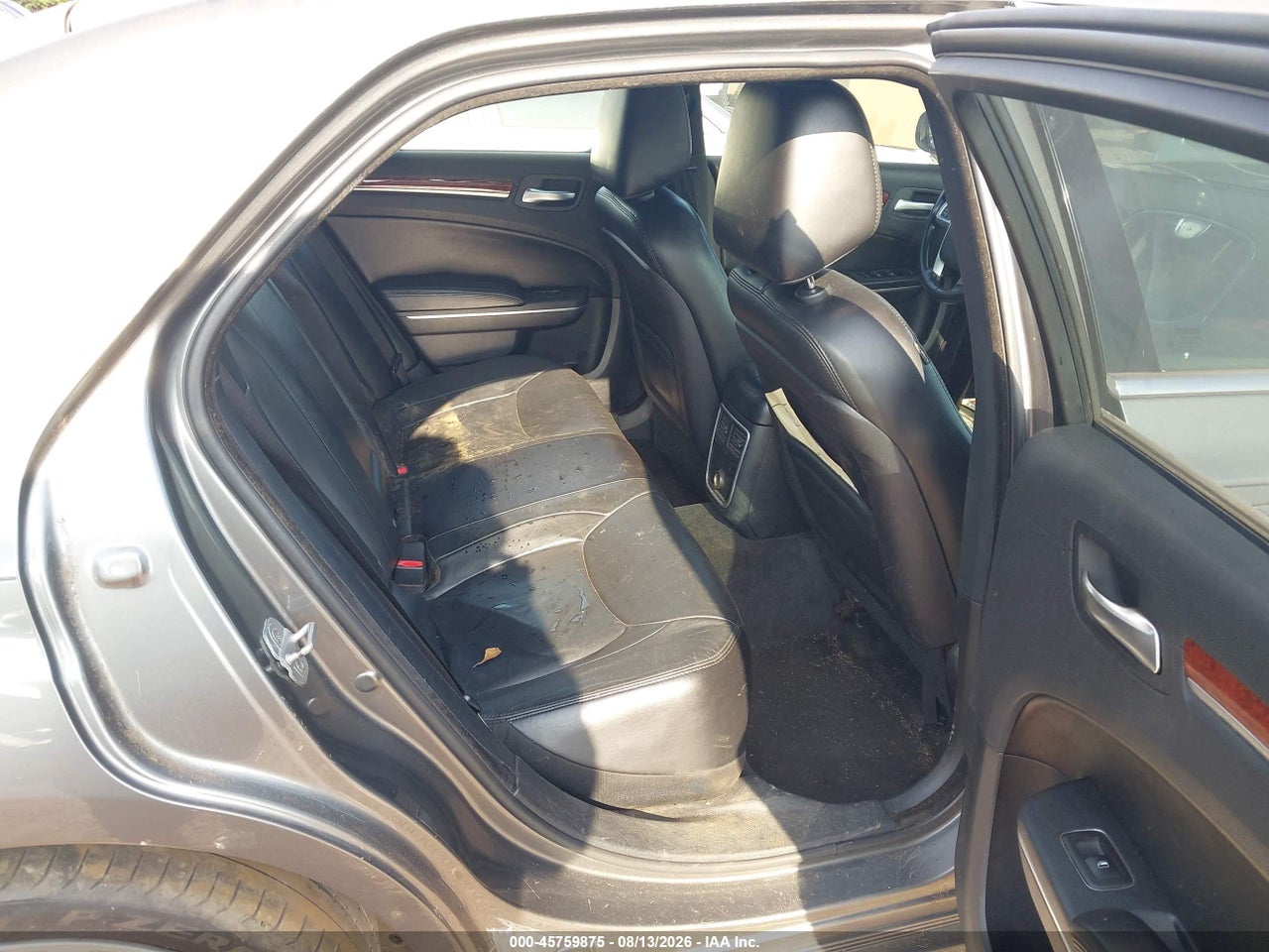 2C3CCACG0CH****** · 2012 CHRYSLER 300 LIMITED · 8/11
