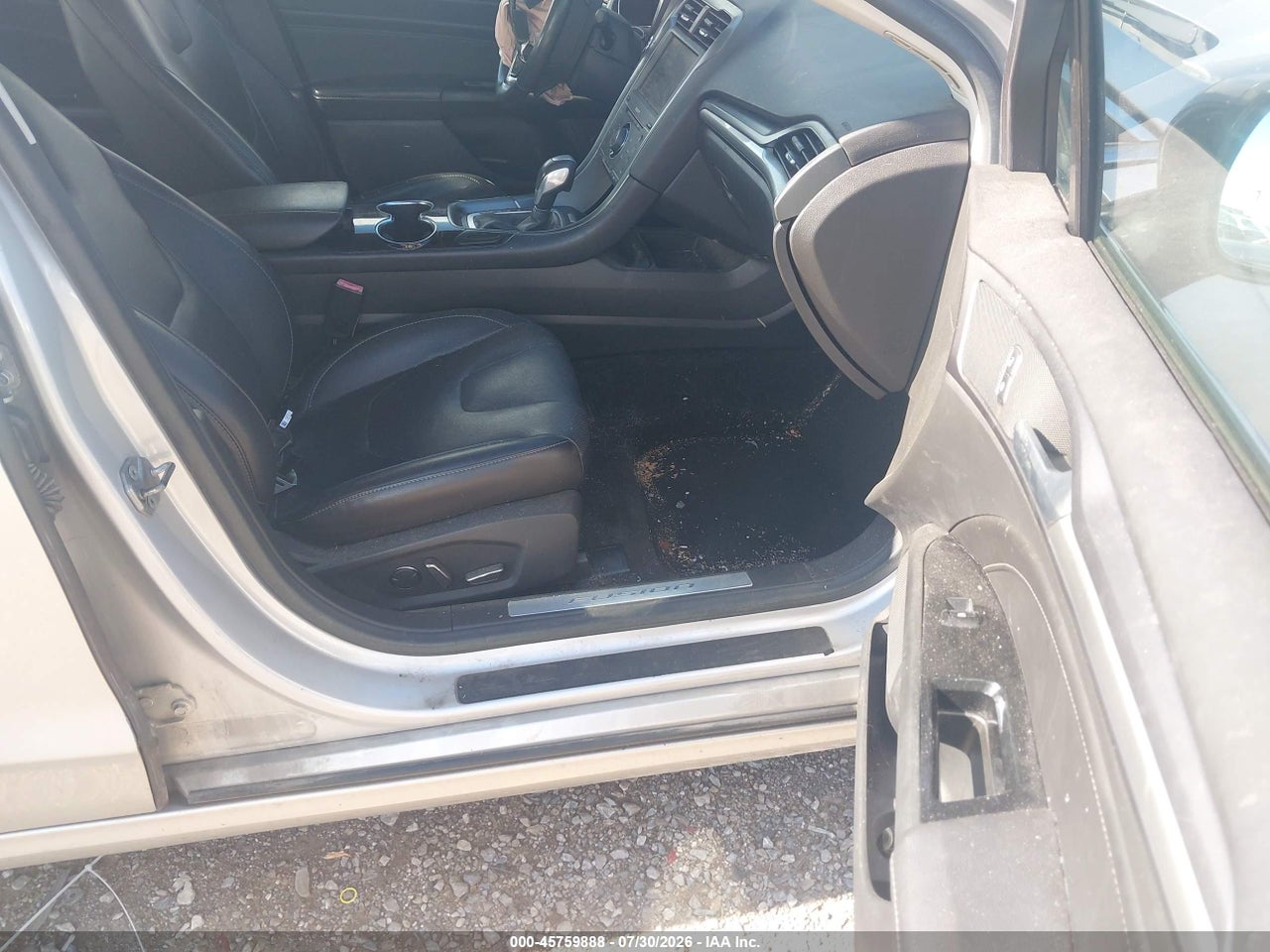 2015 FORD FUSION TITANIUM · 5/11
