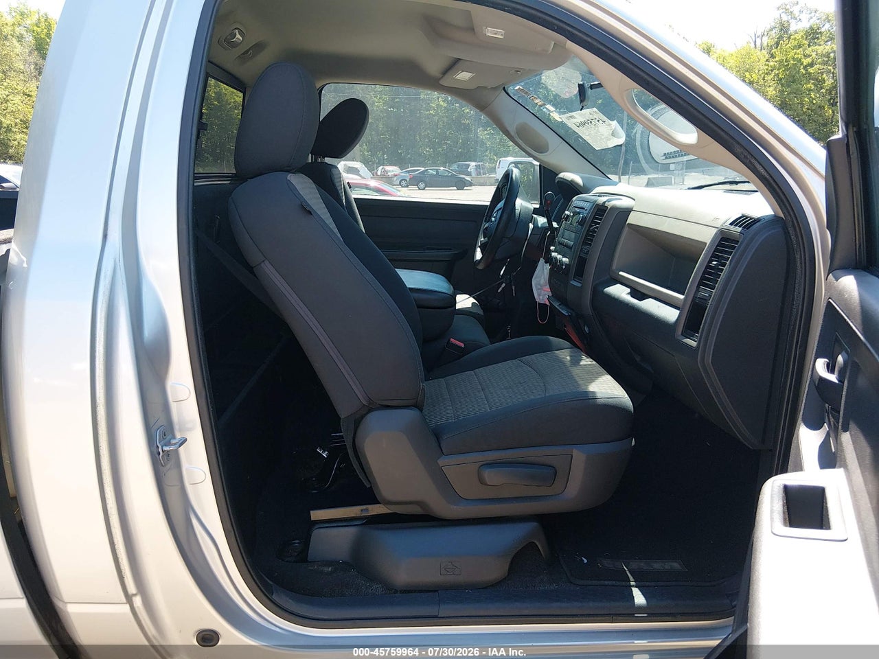 2012 RAM 1500 TRADESMAN · 5/11