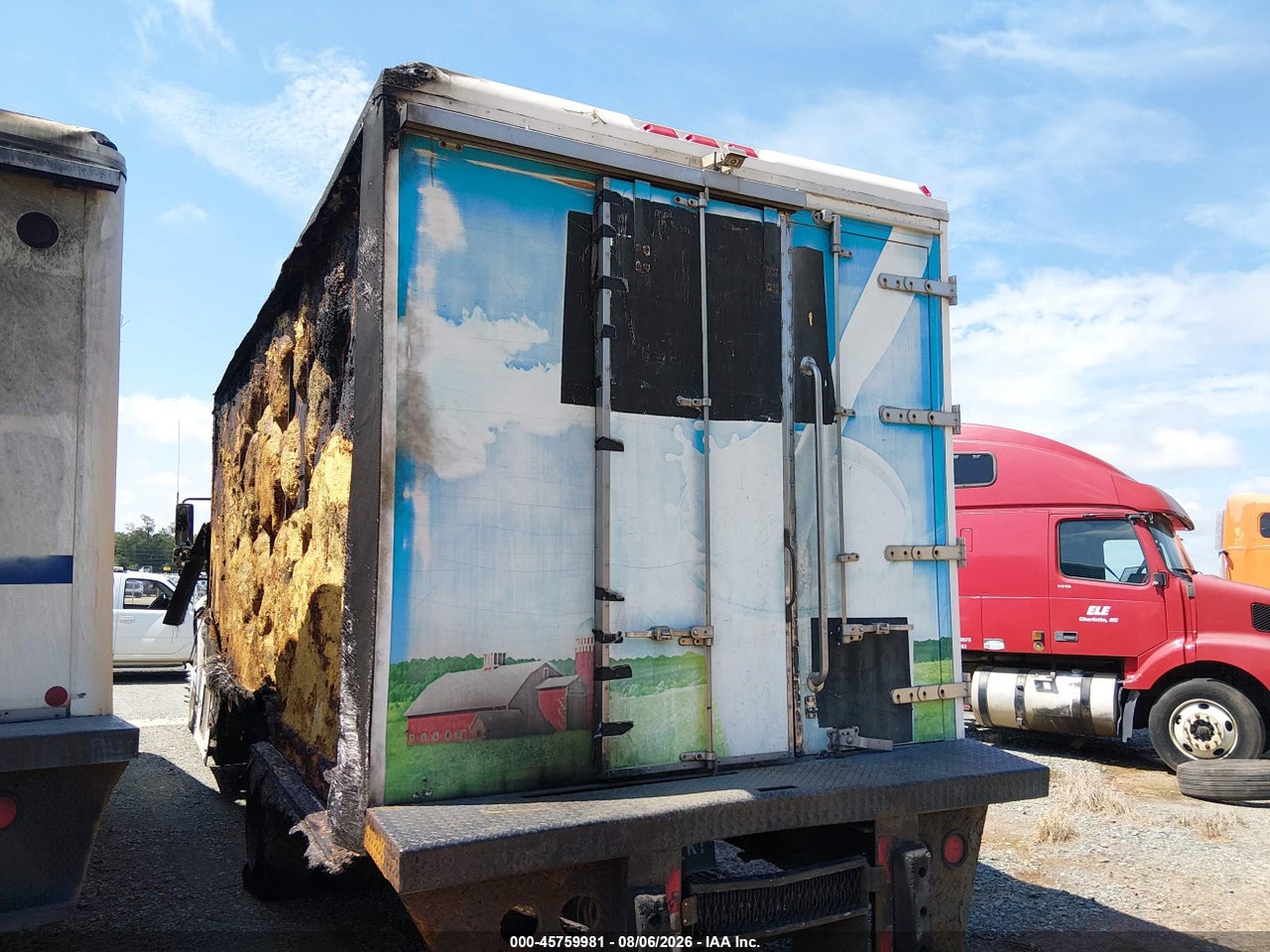 1FVACXCY1EH****** · 2014 FREIGHTLINER M2 106 MEDIUM DUTY · 4/11