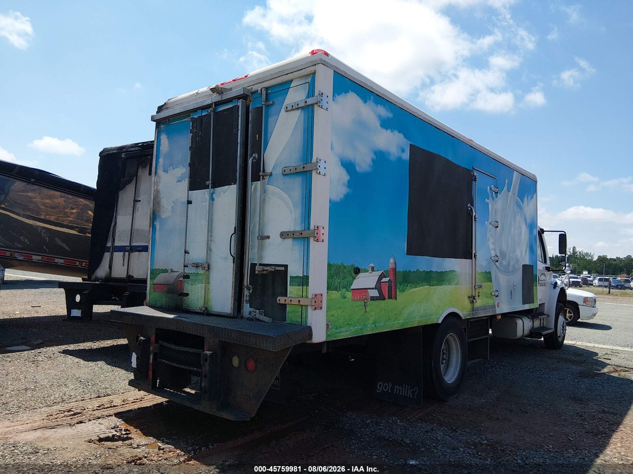 1FVACXCY1EH****** · 2014 FREIGHTLINER M2 106 MEDIUM DUTY · 3/11