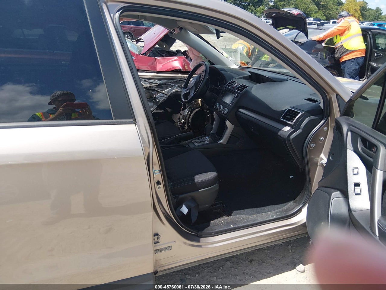 2016 SUBARU FORESTER 2.5I · 5/8