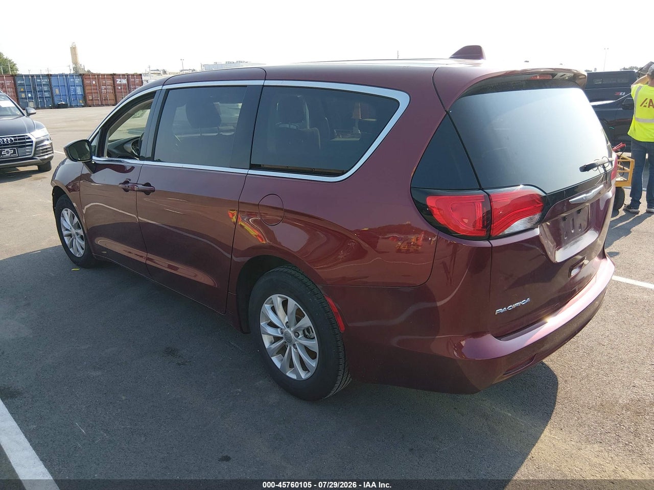 2017 CHRYSLER PACIFICA TOURING · 3/11