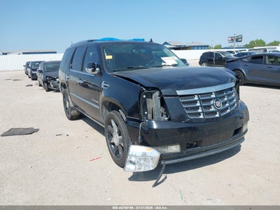 1GYS3CEF7BR****** · 2011 CADILLAC ESCALADE PREMIUM