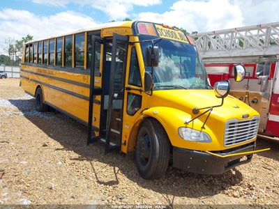4UZABRFC8KC****** · 2019 FREIGHTLINER CHASSIS B2B