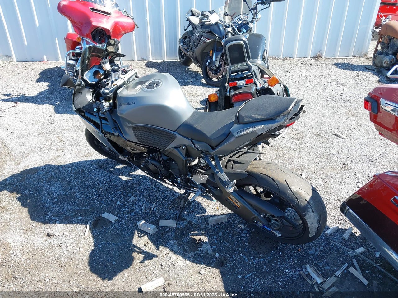 2025 KAWASAKI ZX636 K · 3/11