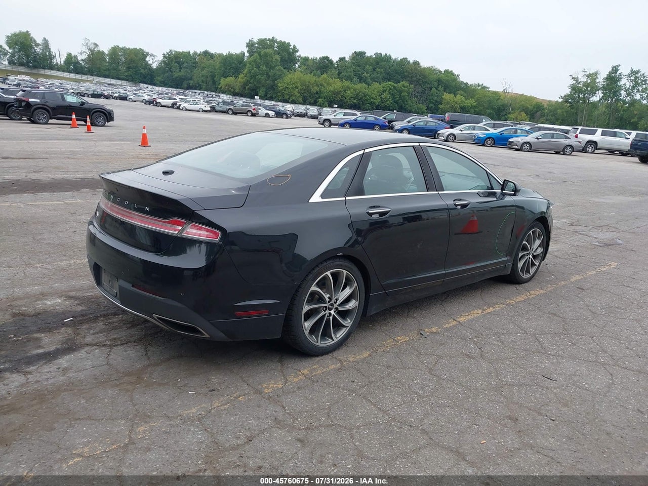 2017 LINCOLN MKZ RESERVE · 4/11