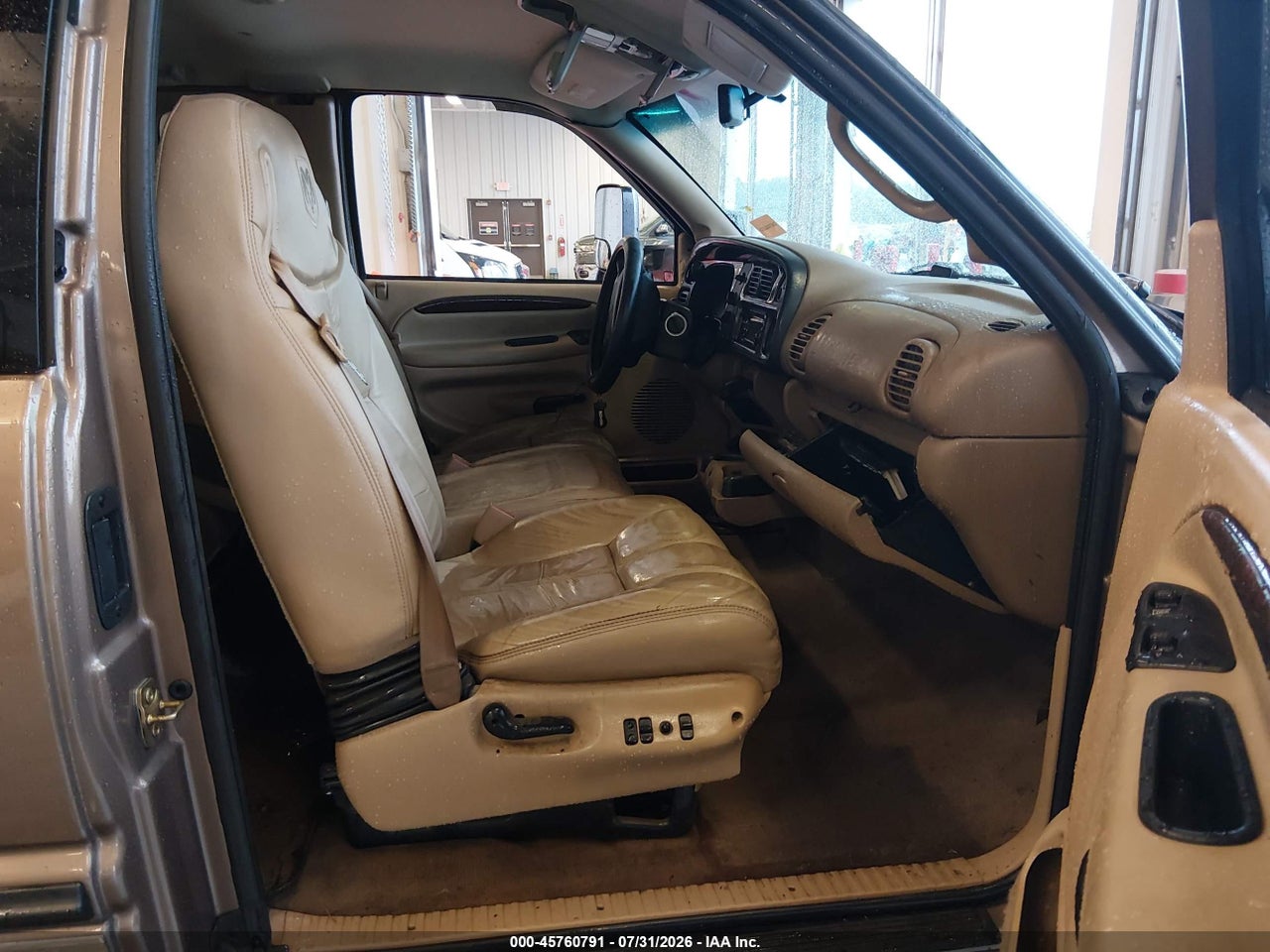 2001 DODGE RAM 2500 ST · 5/11