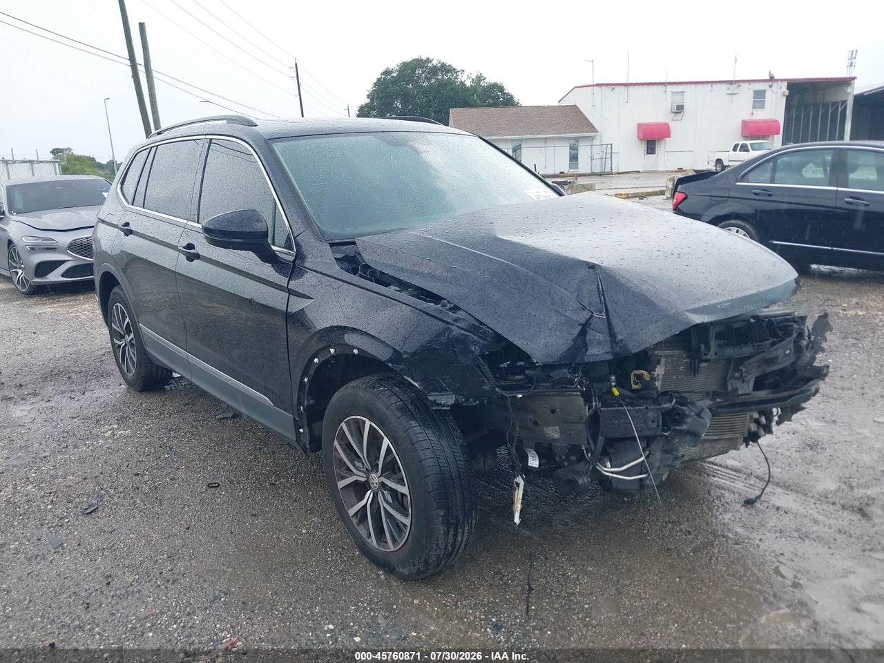 3VV2B7AX0LM****** · 2020 VOLKSWAGEN TIGUAN 2.0T SE/2.0T SE R-LINE BLACK/2.0T SEL