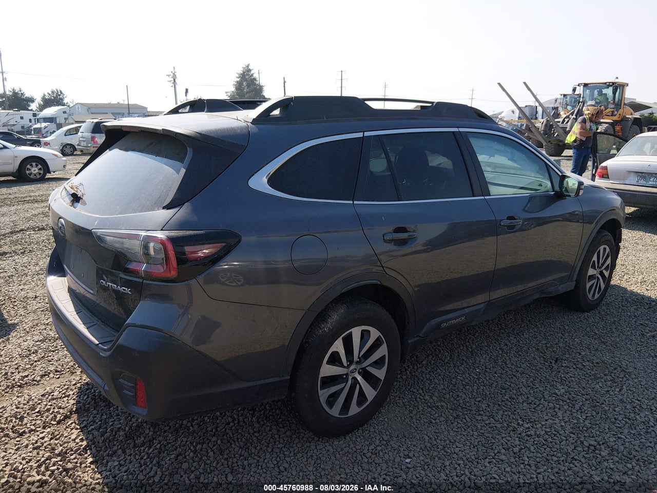 4S4BTACC4L3****** · 2020 SUBARU OUTBACK PREMIUM · 4/10