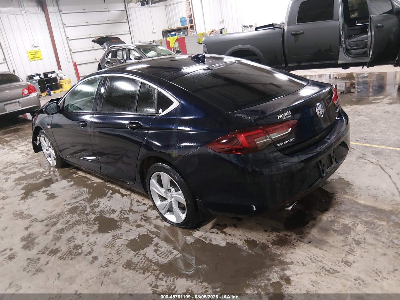 2018 BUICK REGAL SPORTBACK PREFERRED · 3/11