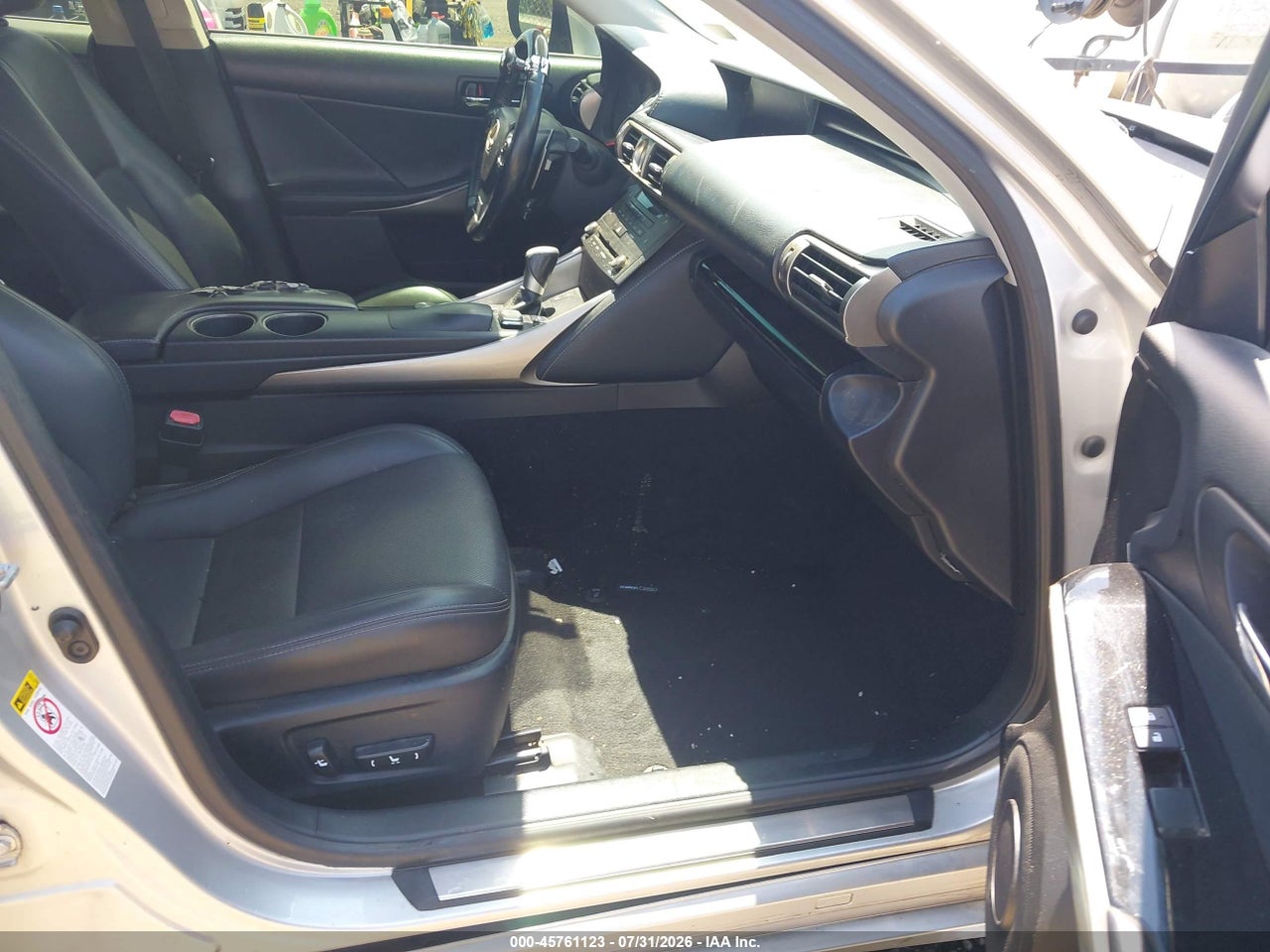 2015 LEXUS IS 250 · 5/11