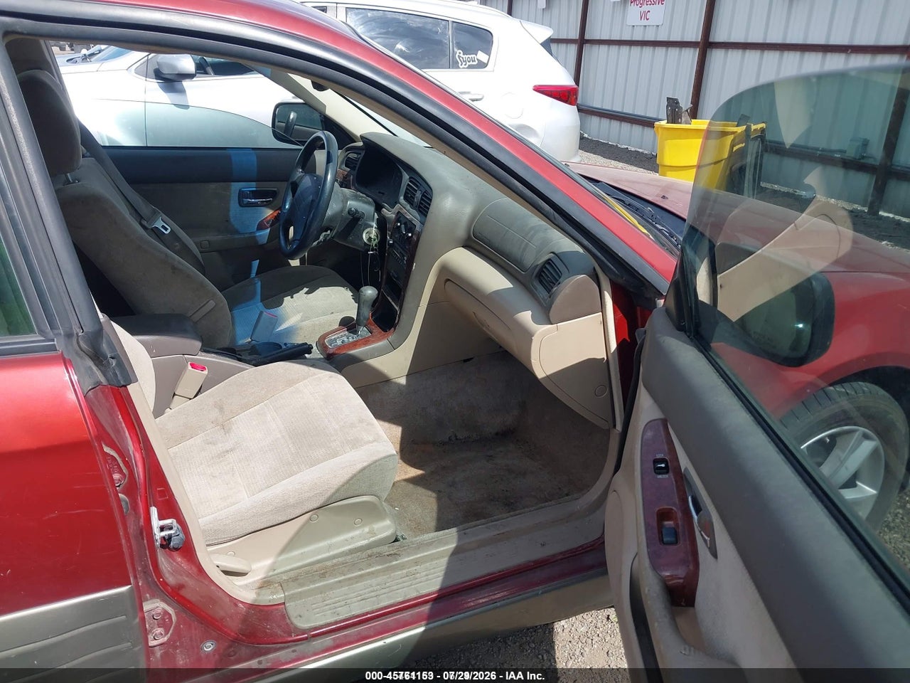 2004 SUBARU OUTBACK   · 5/11