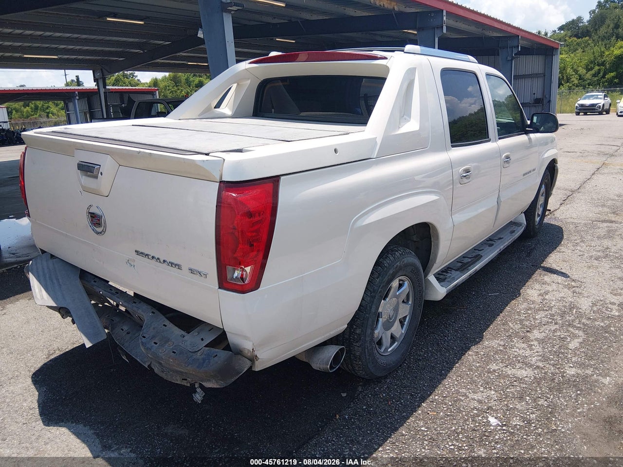 2004 CADILLAC ESCALADE EXT STANDARD · 4/11